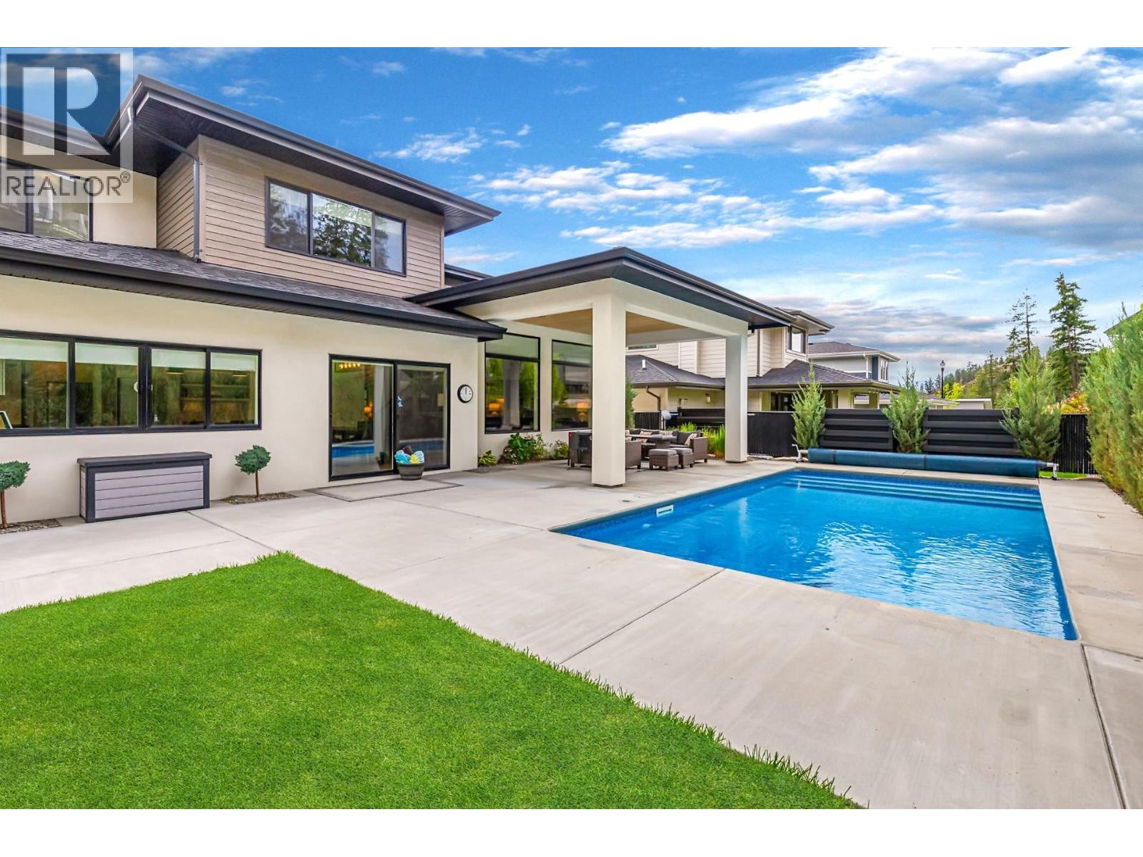 174 Echo Ridge Dr, Kelowna, BC V1V 0C9