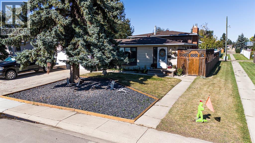 49 Avenue W Unit 664, Claresholm, AB T0L 0T0