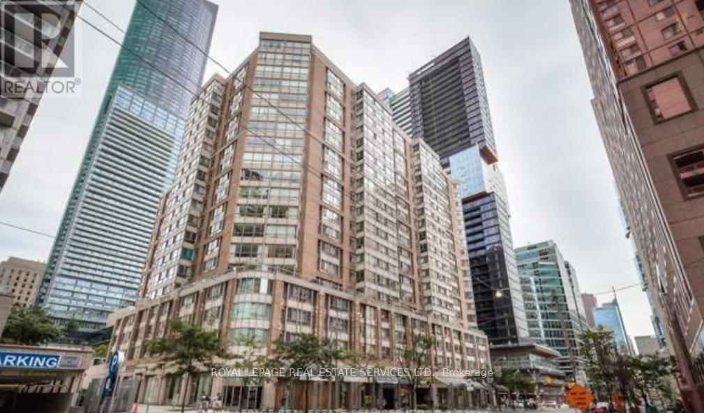 1002 717 Bay St, Toronto, ON M5G 2J9