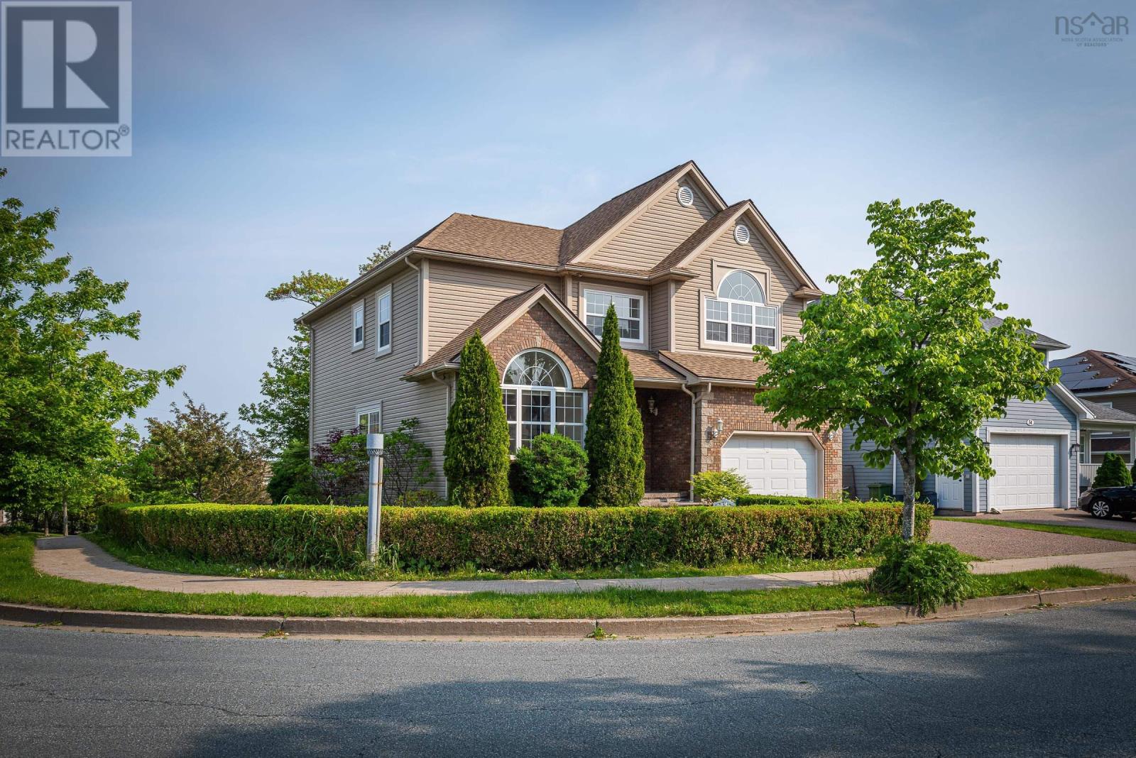 48 Castlepark Grv, Halifax, NS B3M 4X9