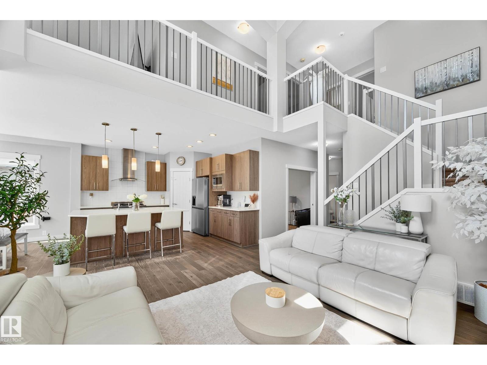 19 Av Sw Unit 5915, Edmonton, AB T6X 2A2