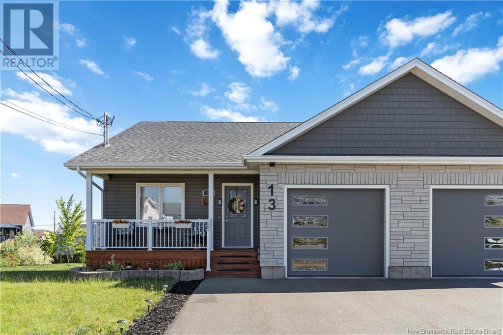 13 Satleville Cres, Riverview, NB E1B 0V5