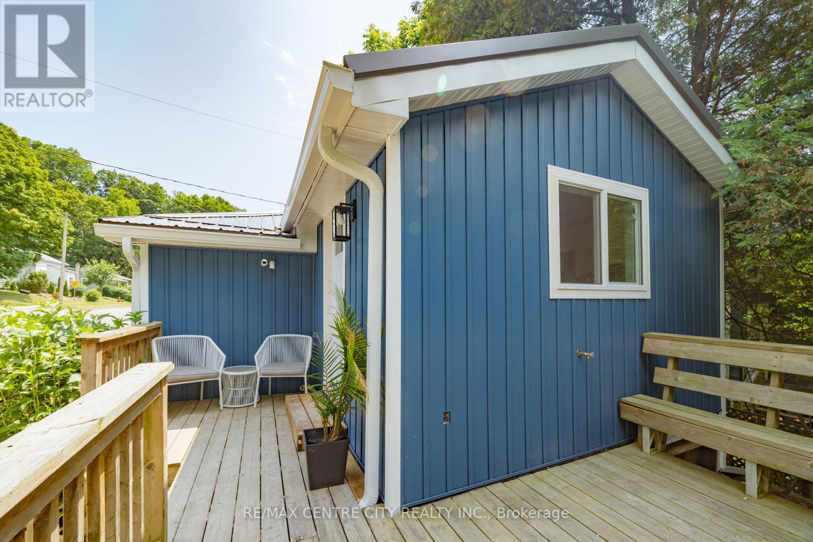 277 Charlotte St, Central Elgin, ON N5L 1A8