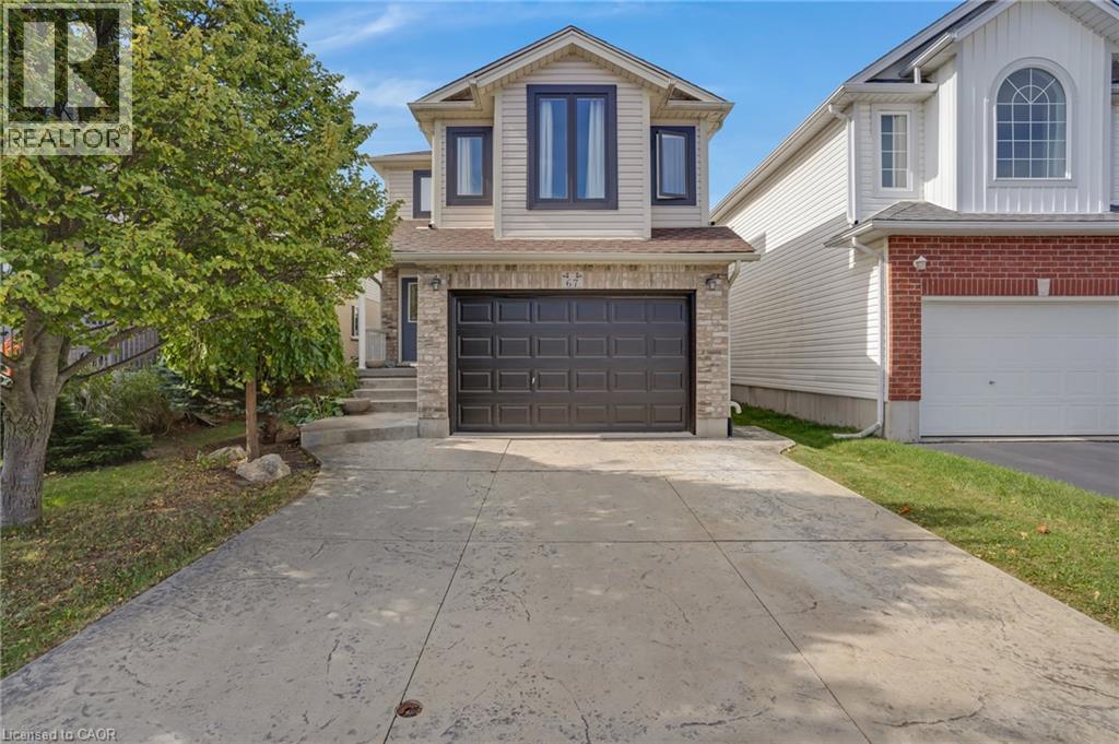 67 Tottenham St, Kitchener, ON N2R 1V8