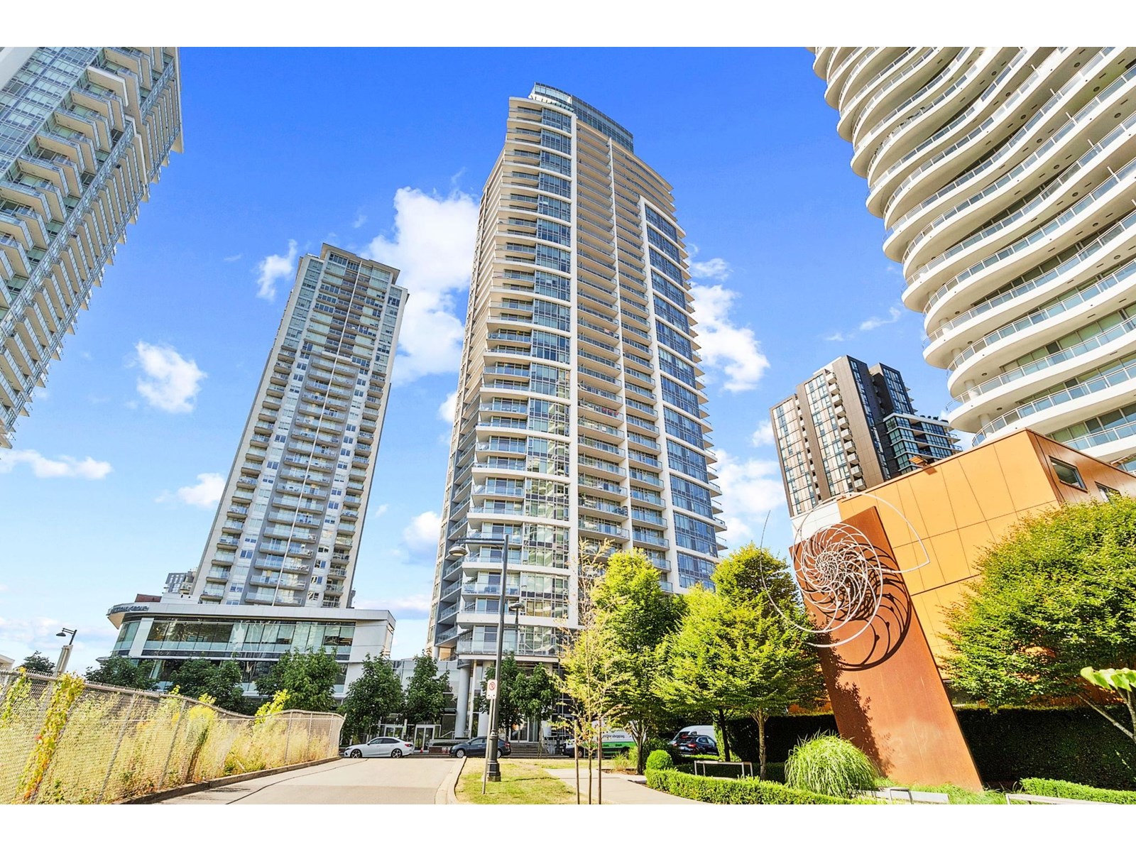 13308 Central Avenue Unit 1010, Surrey, BC V3T 0M4