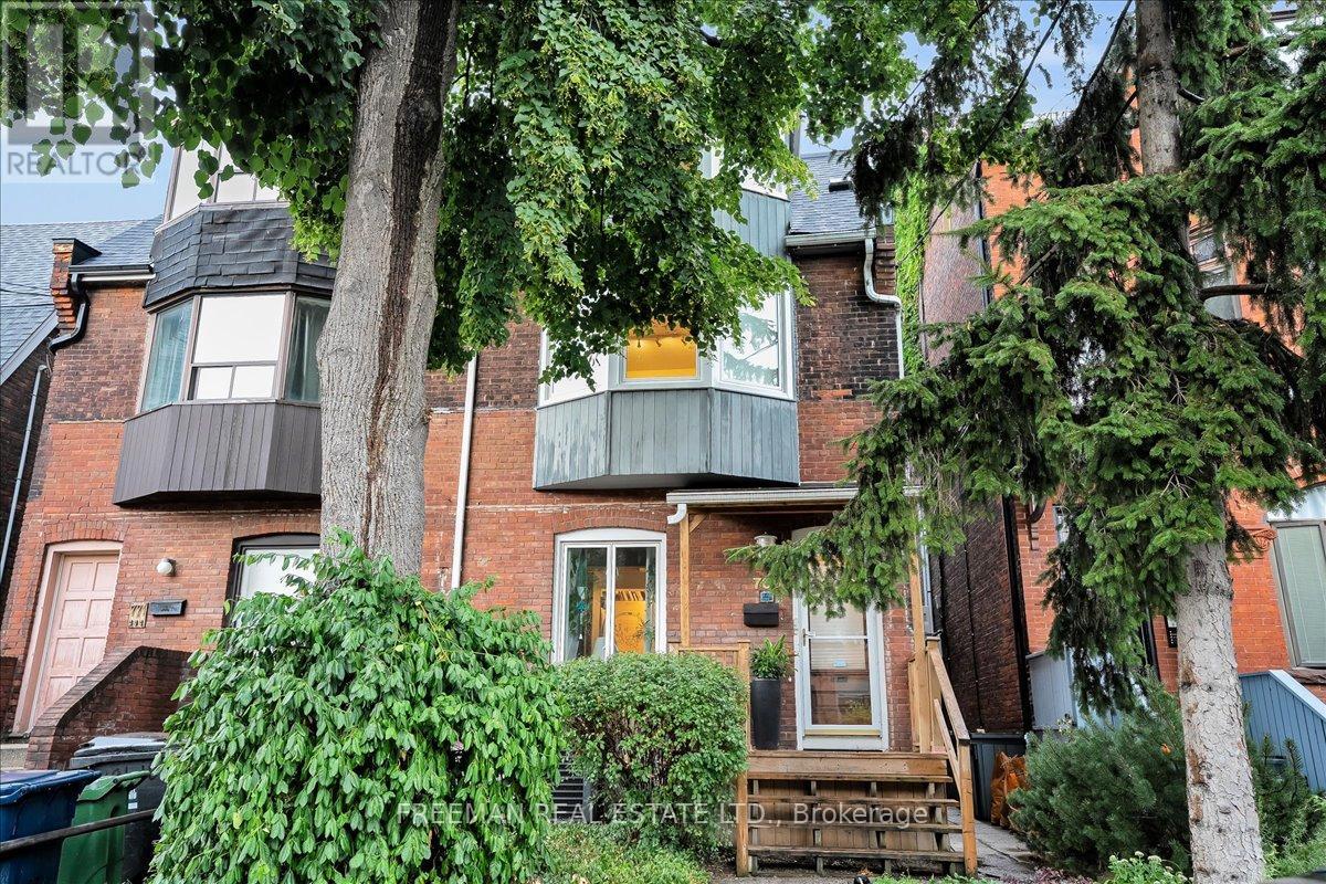 769 Euclid Ave, Toronto, ON M6G 2V3