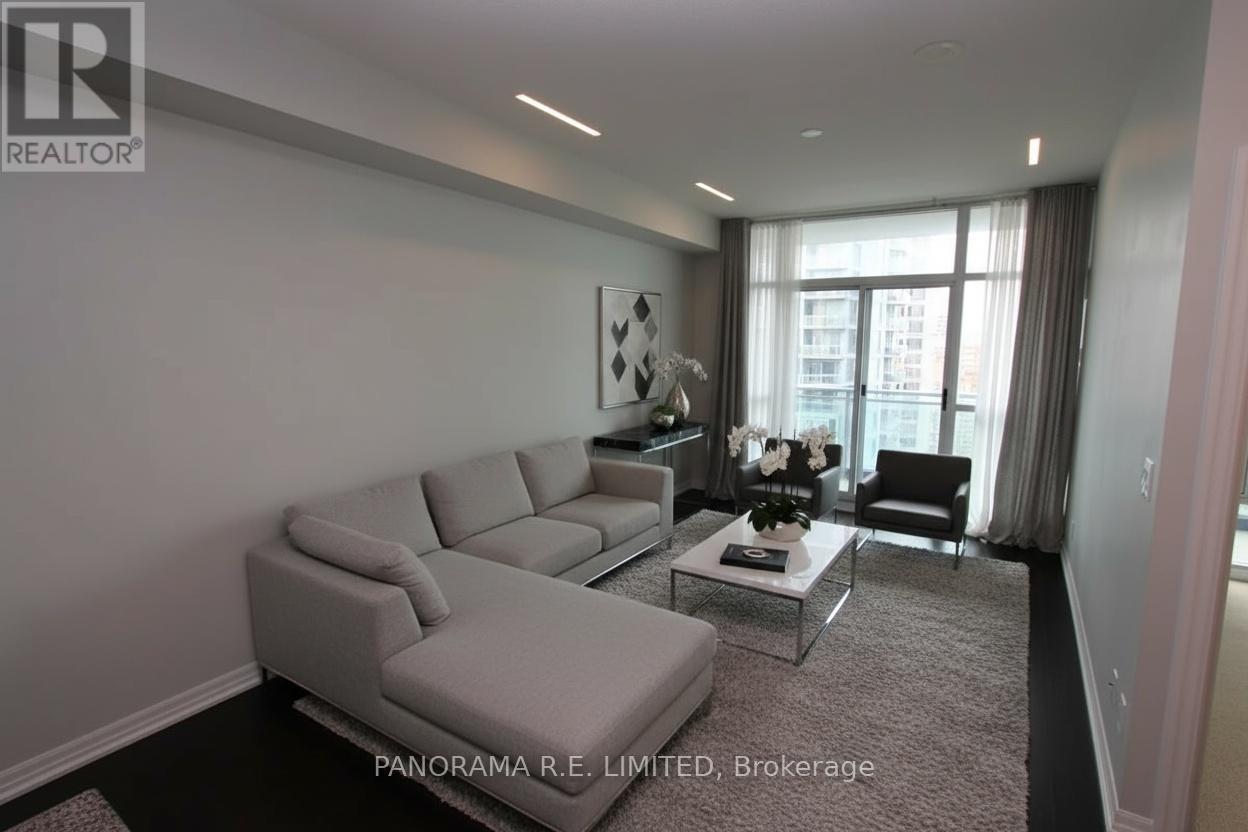2408 223 Webb Dr, Mississauga, ON L5B 0E8