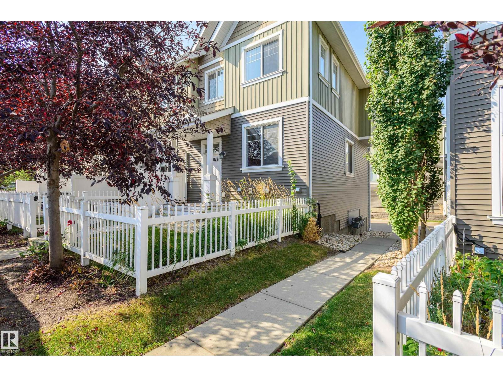 4050 Savaryn Drive Southwest #27, Edmonton, AB T6X 1R8