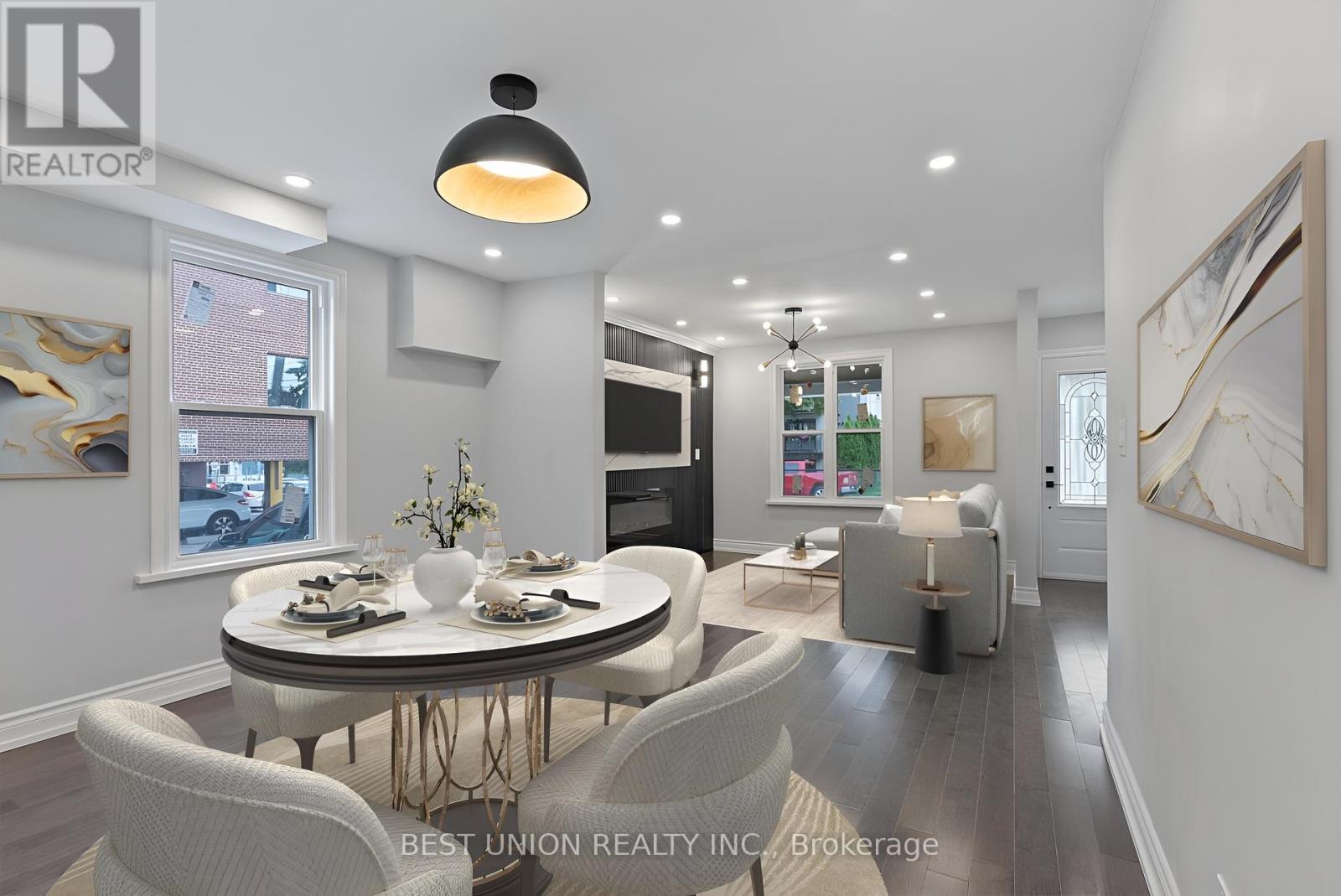 15 Burlington St, Toronto, ON M8V 2L1