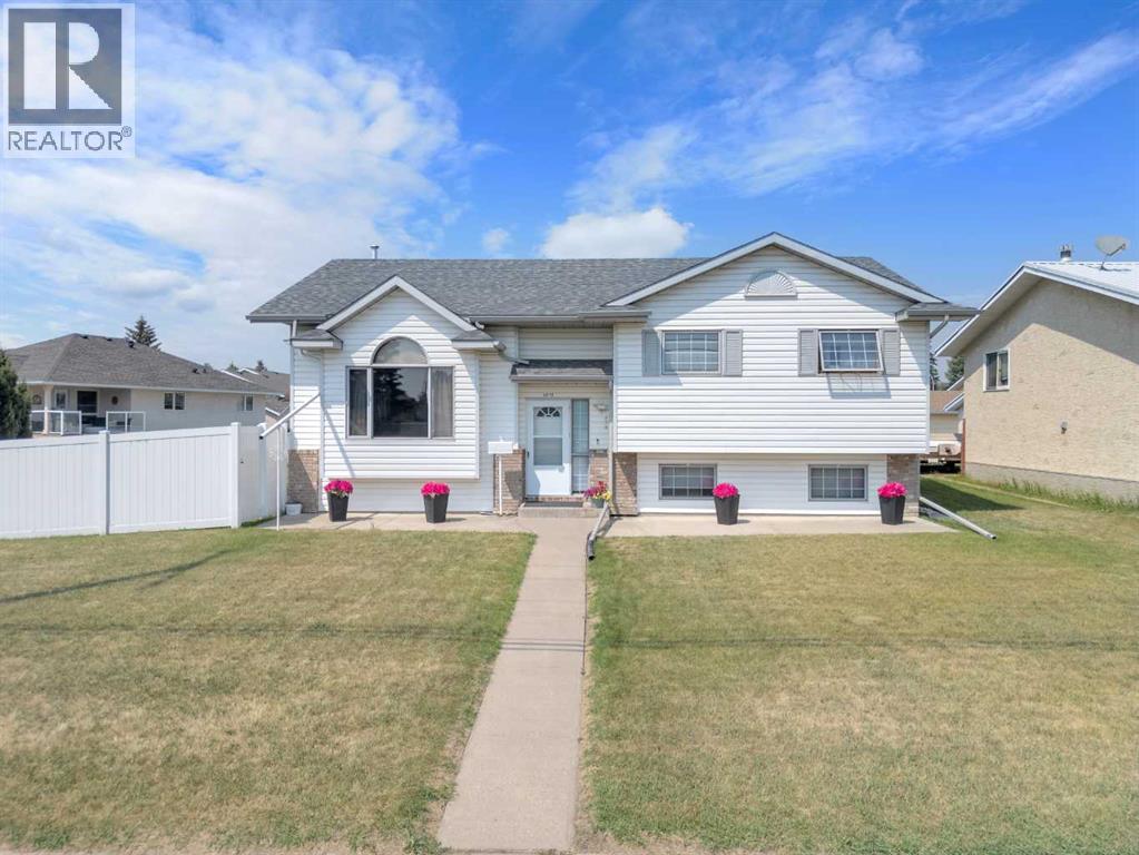 57 Avenue Unit 6010, Ponoka, AB T4J 1L2