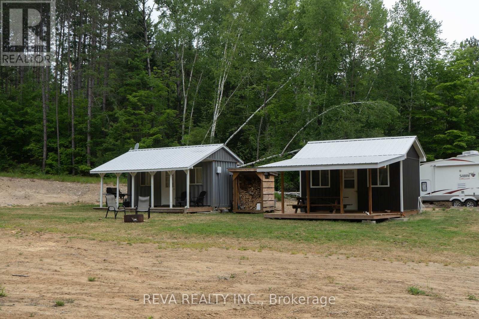219 Elgin Rd, Hastings Highlands, ON K0L 2K0