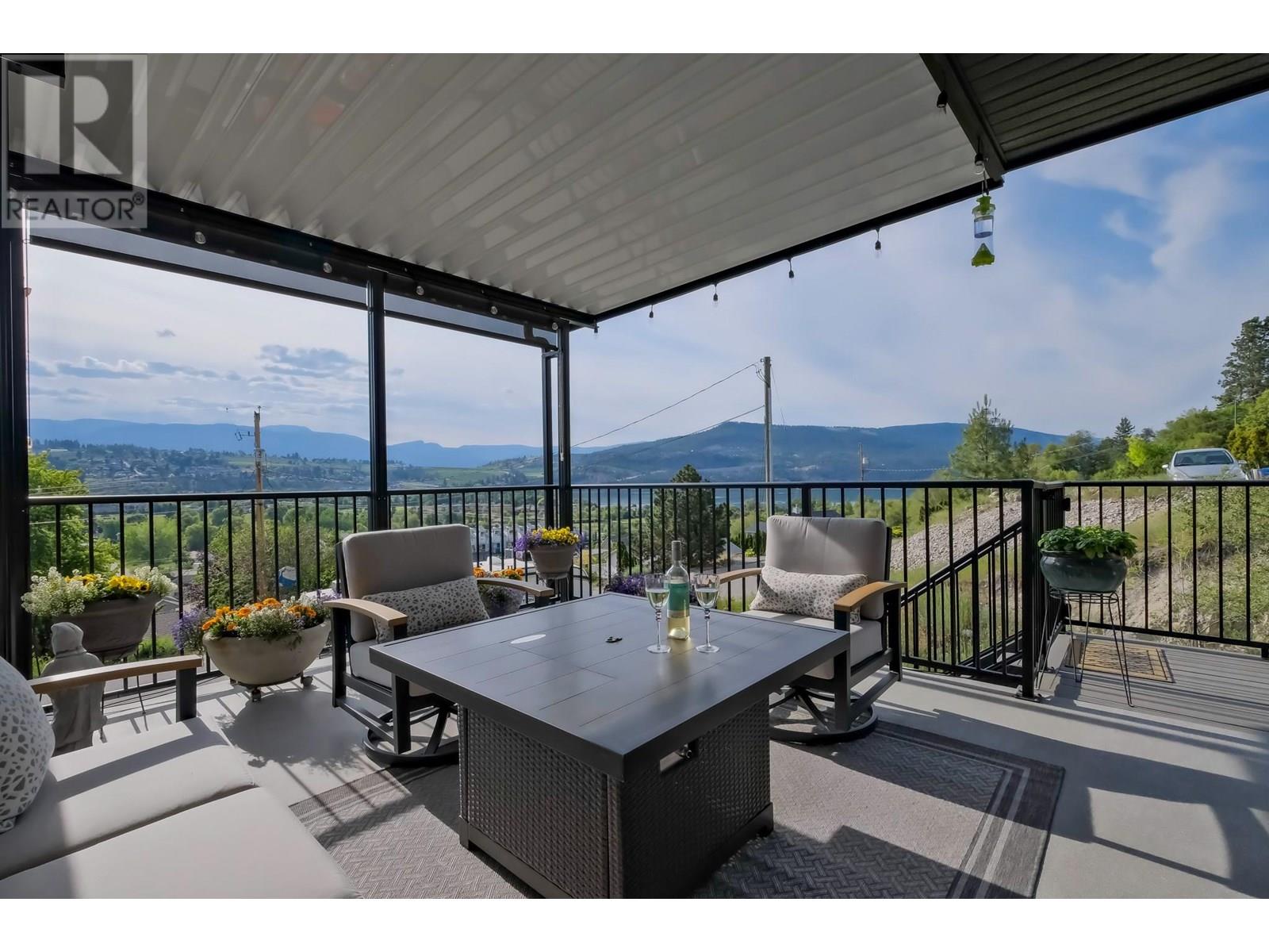 11339 Dakota Rd, Lake Country, BC V4V 1X1