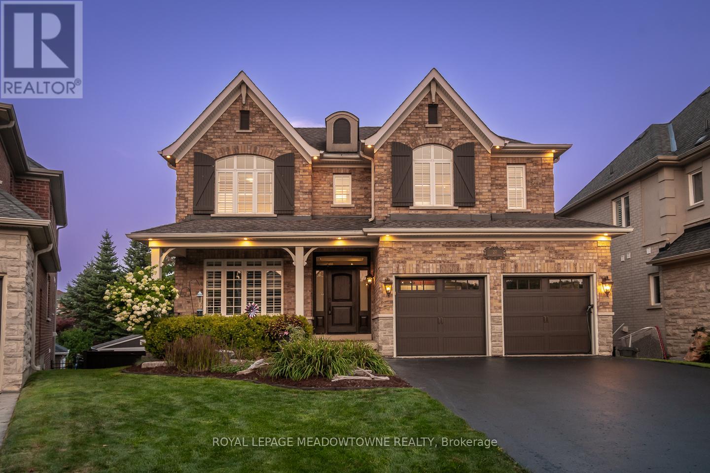 20 View Point Cir, Halton Hills, ON L7G 6P2