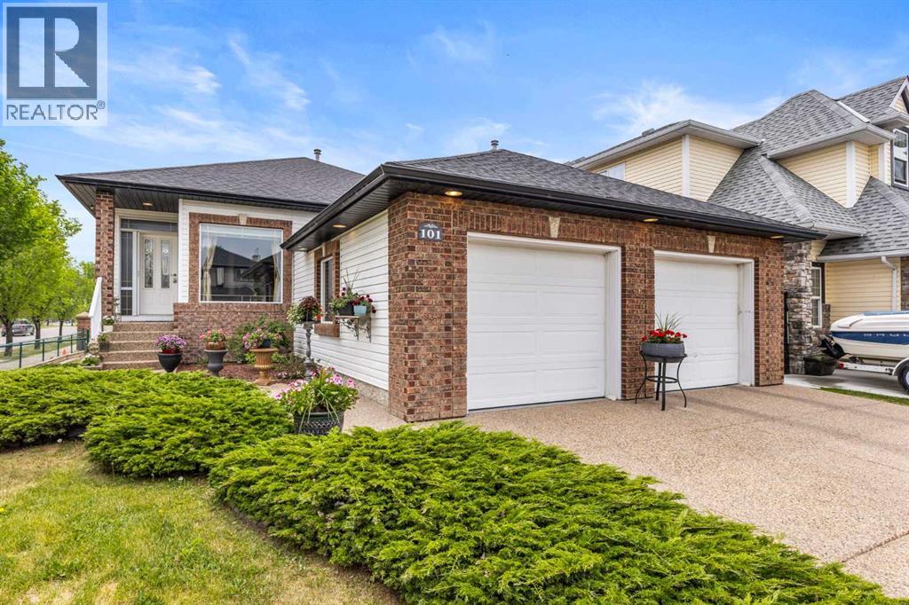101 Springmere Dr, Chestermere, AB T1X 1A9