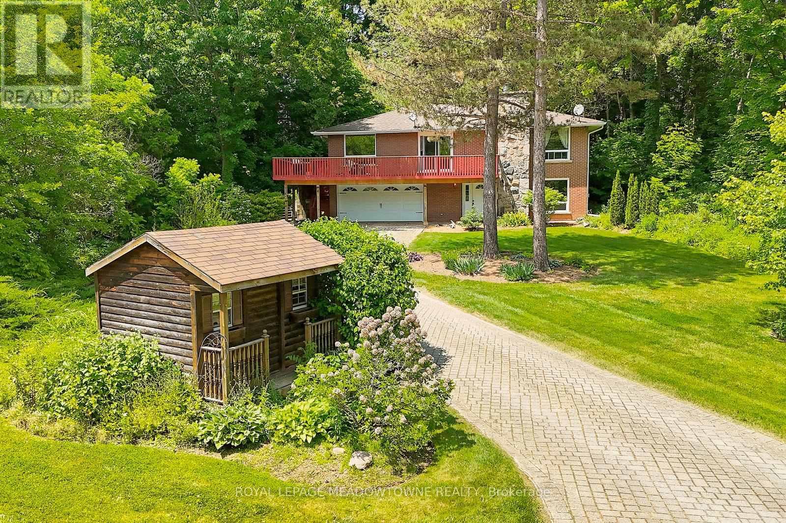 4 Ann St, Halton Hills, ON L7G 4S4