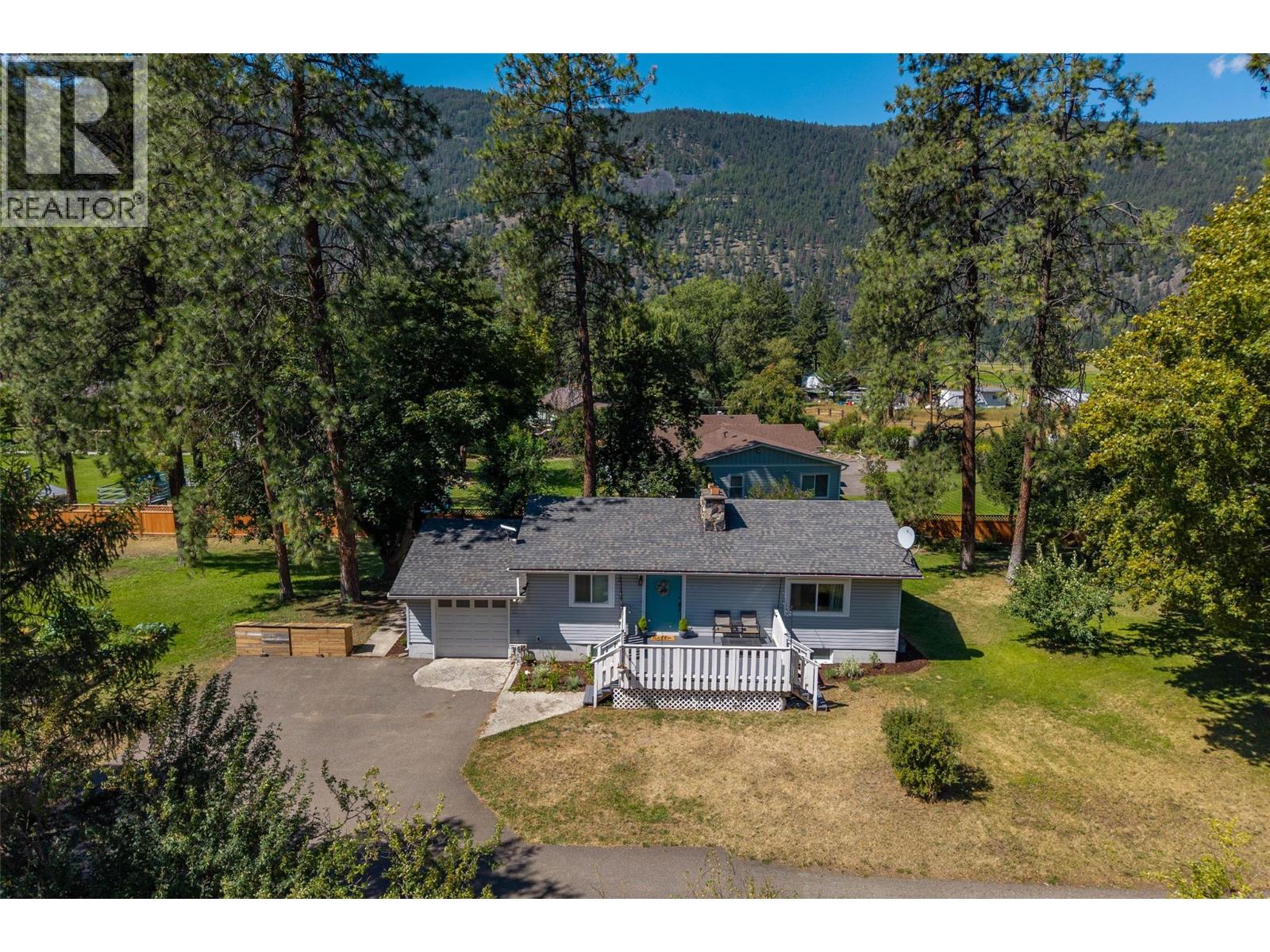 268 Mclure Ferry Rd, Mclure, BC V0E 1E0