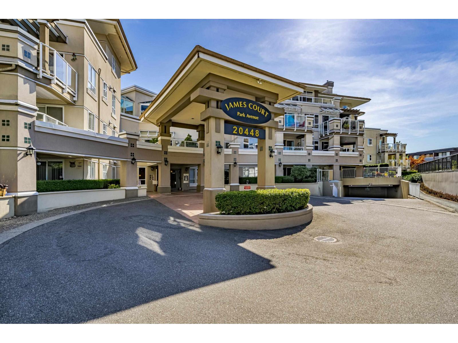 20448 Park Avenue Unit 102, Langley, BC V3A 4N8