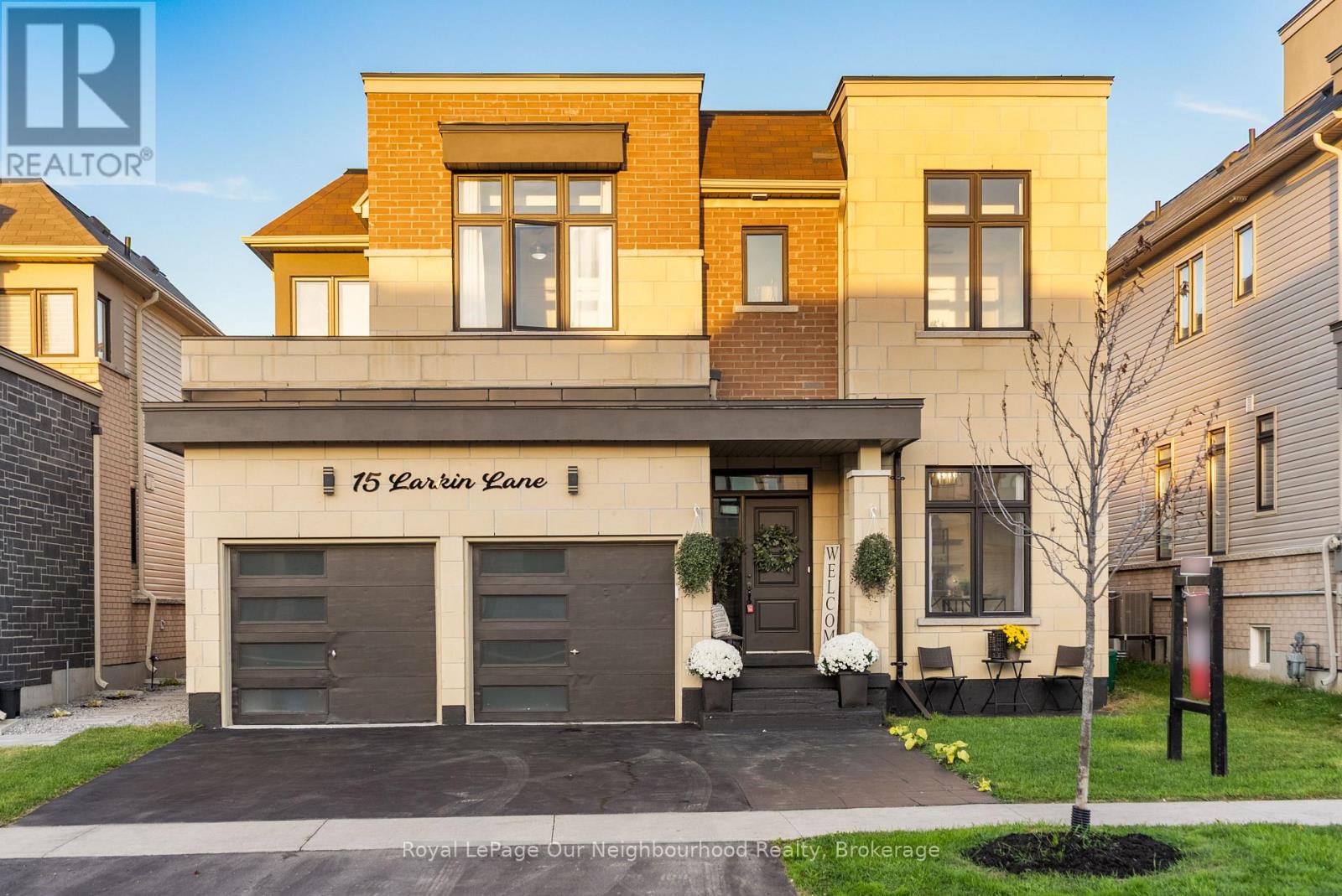 15 Larkin Ln, Clarington, ON L1C 4A7