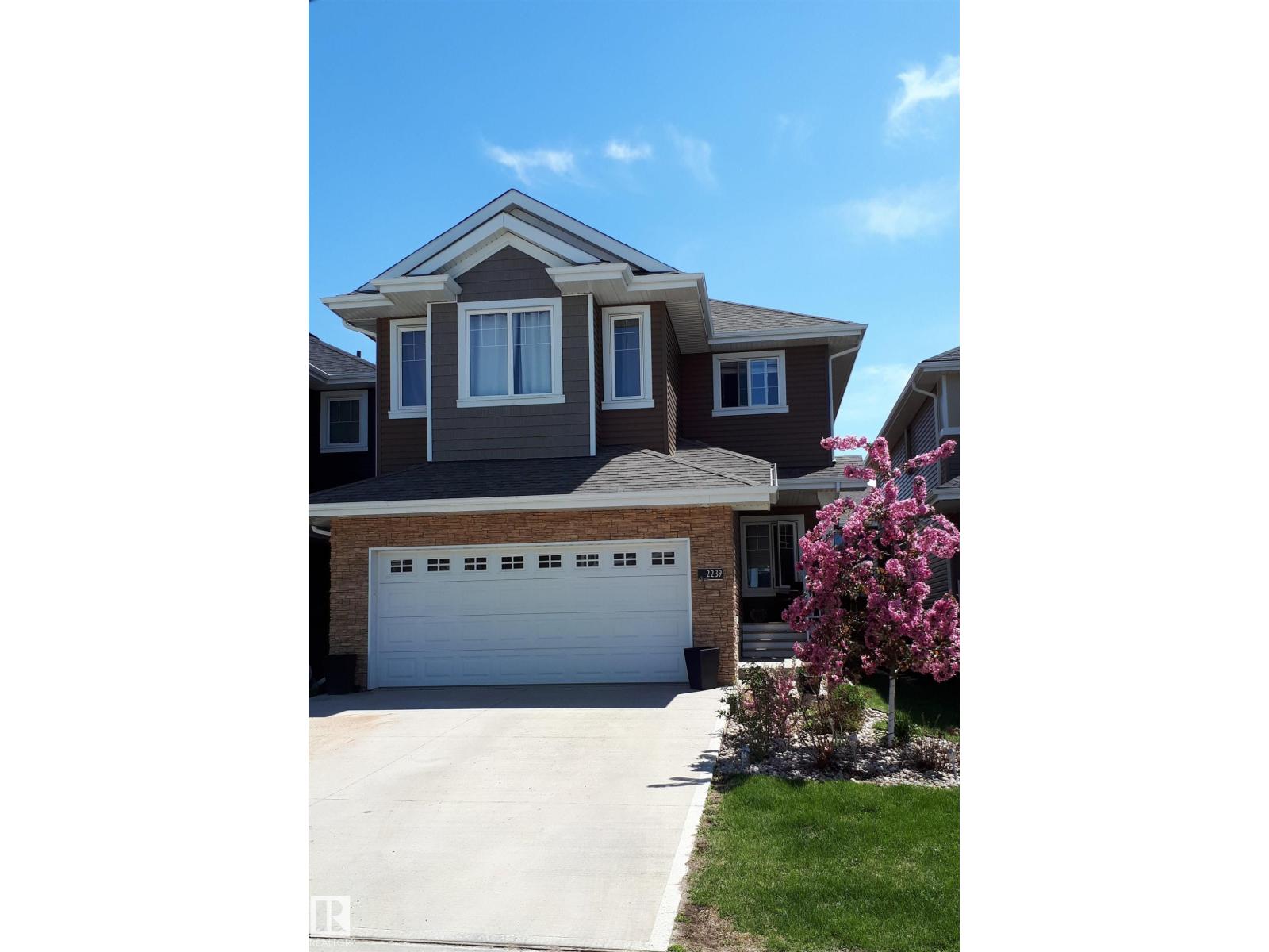 2239 Blue Jay Lndg NW, Edmonton, AB T5S 0H8
