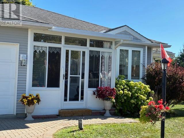 10 Reynolds Pl W, Prince Edward County Wellington Ward, ON K0K 3L0