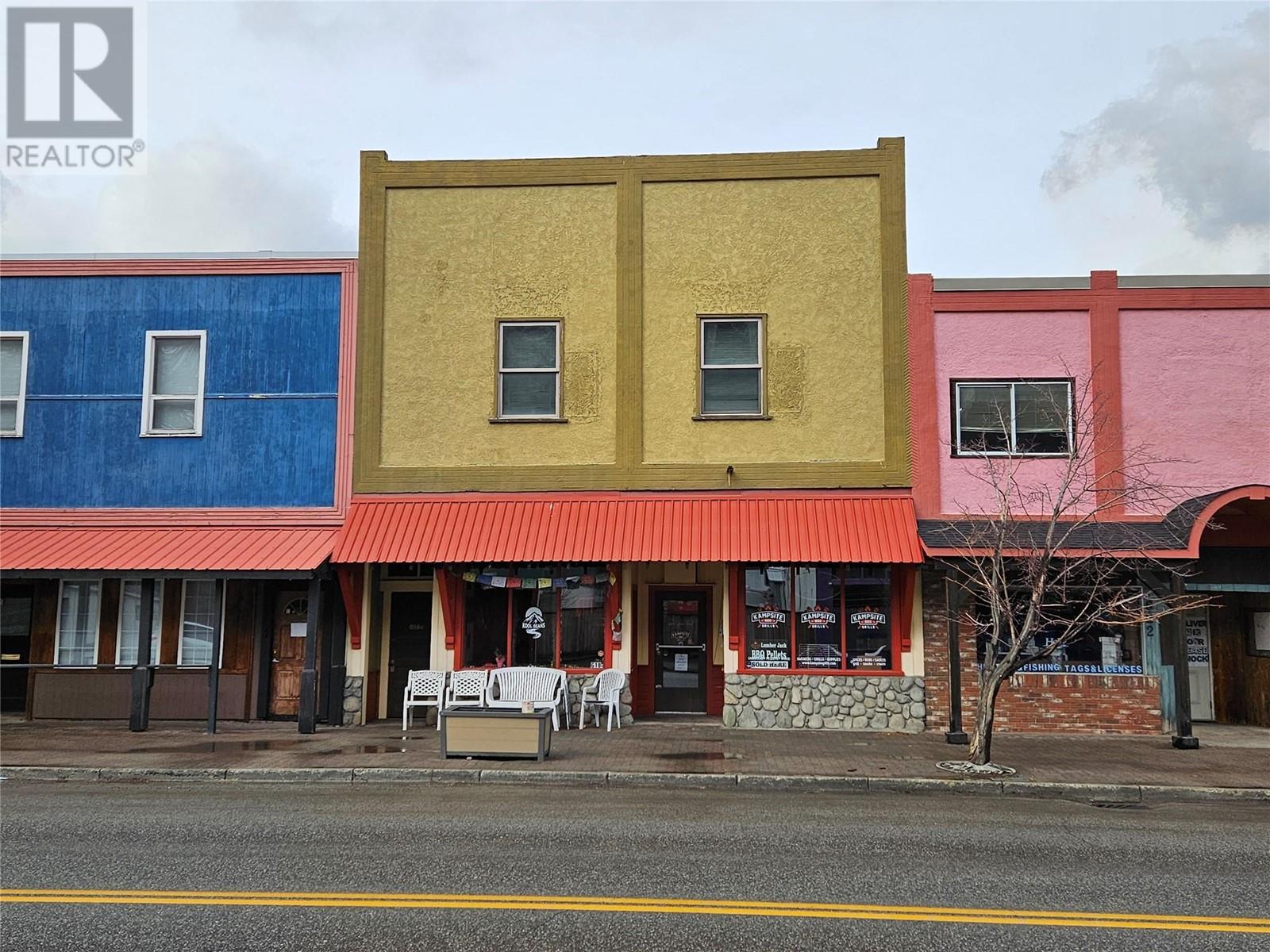 618 7th Avenue, Keremeos, BC V0X 1N0