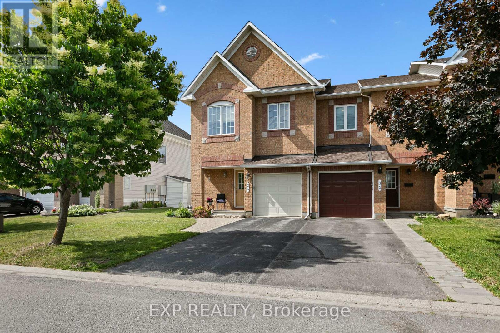 23 Southpointe Ave, Ottawa, ON K2J 4V4