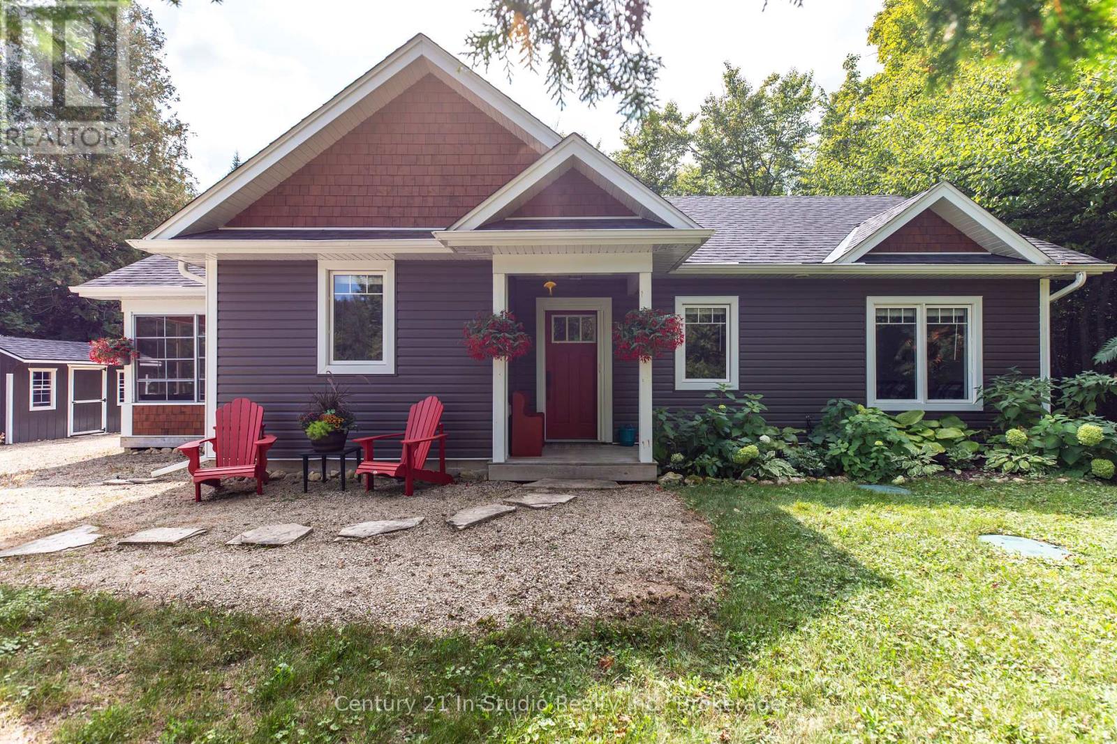 184 Lakewood Ln, Grey Highlands, ON N0C 1H0
