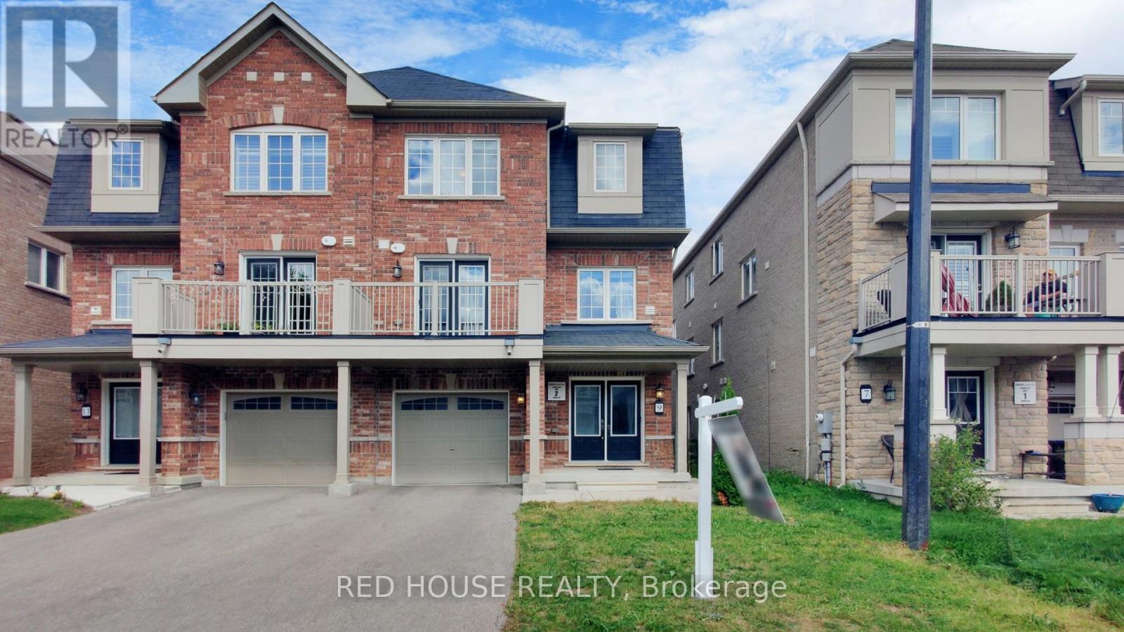 9 Daylight St, Brampton, ON L7A 0C7