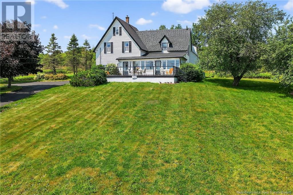 921 Front Mountain Rd, Moncton, NB E1G 3H2