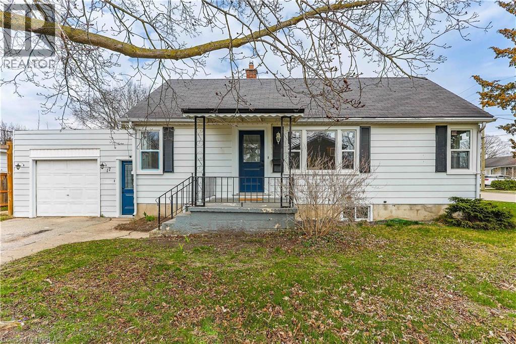 17 Hardy Ave, Tillsonburg, ON N4G 3W9