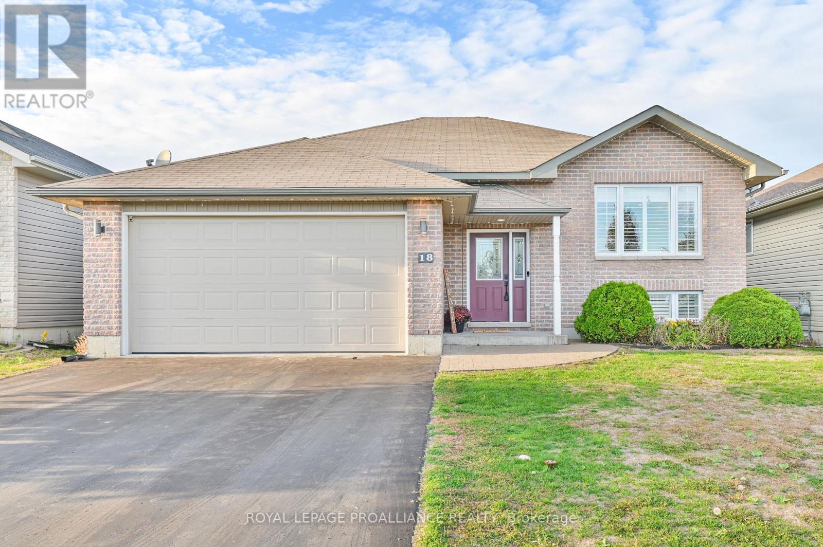 18 Fox Den Dr, Brighton, ON K0K 1H0