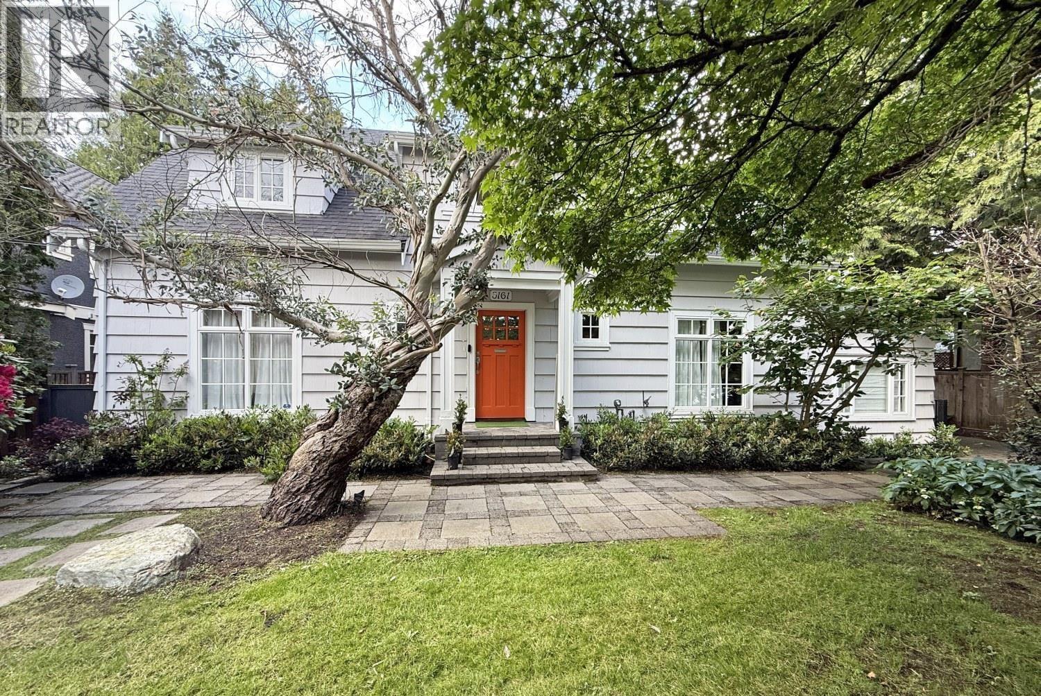 3161 W 43rd Ave, Vancouver, BC V6N 3J4