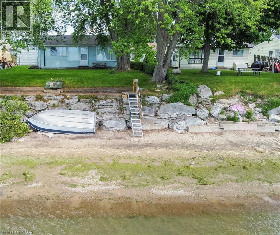 12 Smelsers Cove Ln, Selkirk, ON N0A 1P0