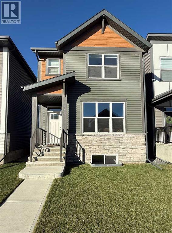 290 Belmont Heath SW, Calgary, AB T2X 4N3