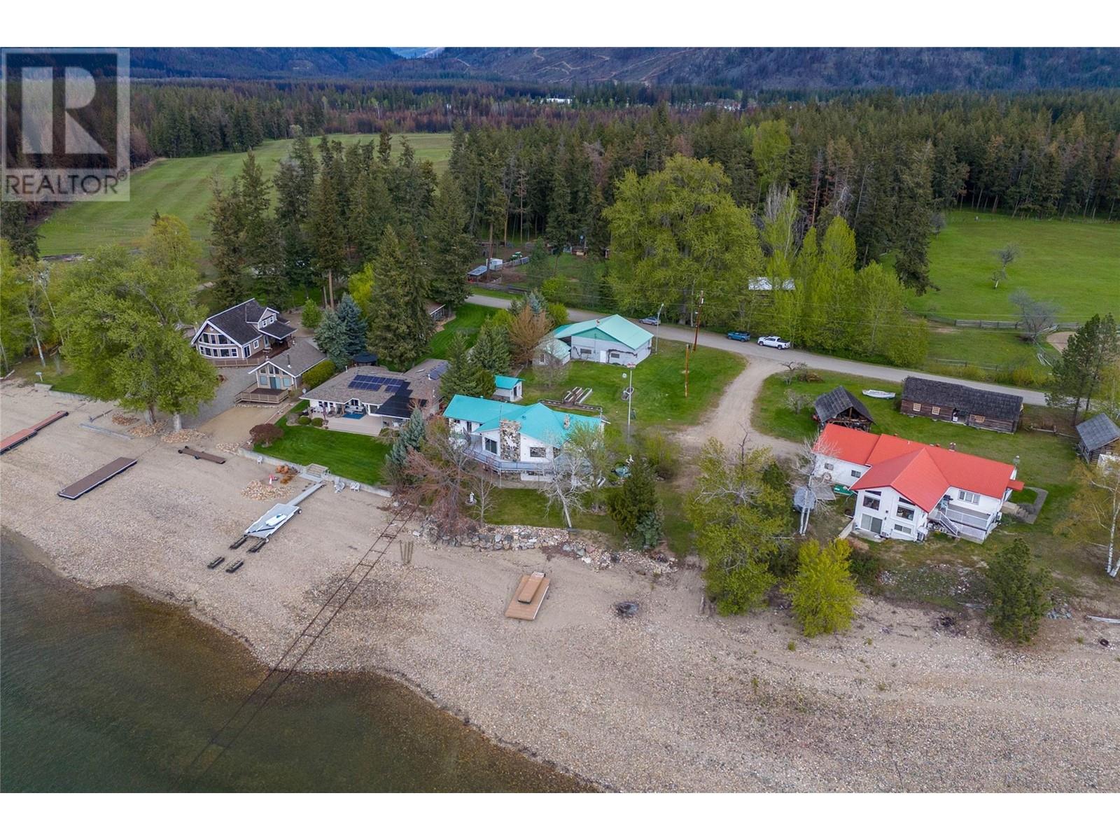 3726 Zinck Rd, Scotch Creek, BC V0E 1M5