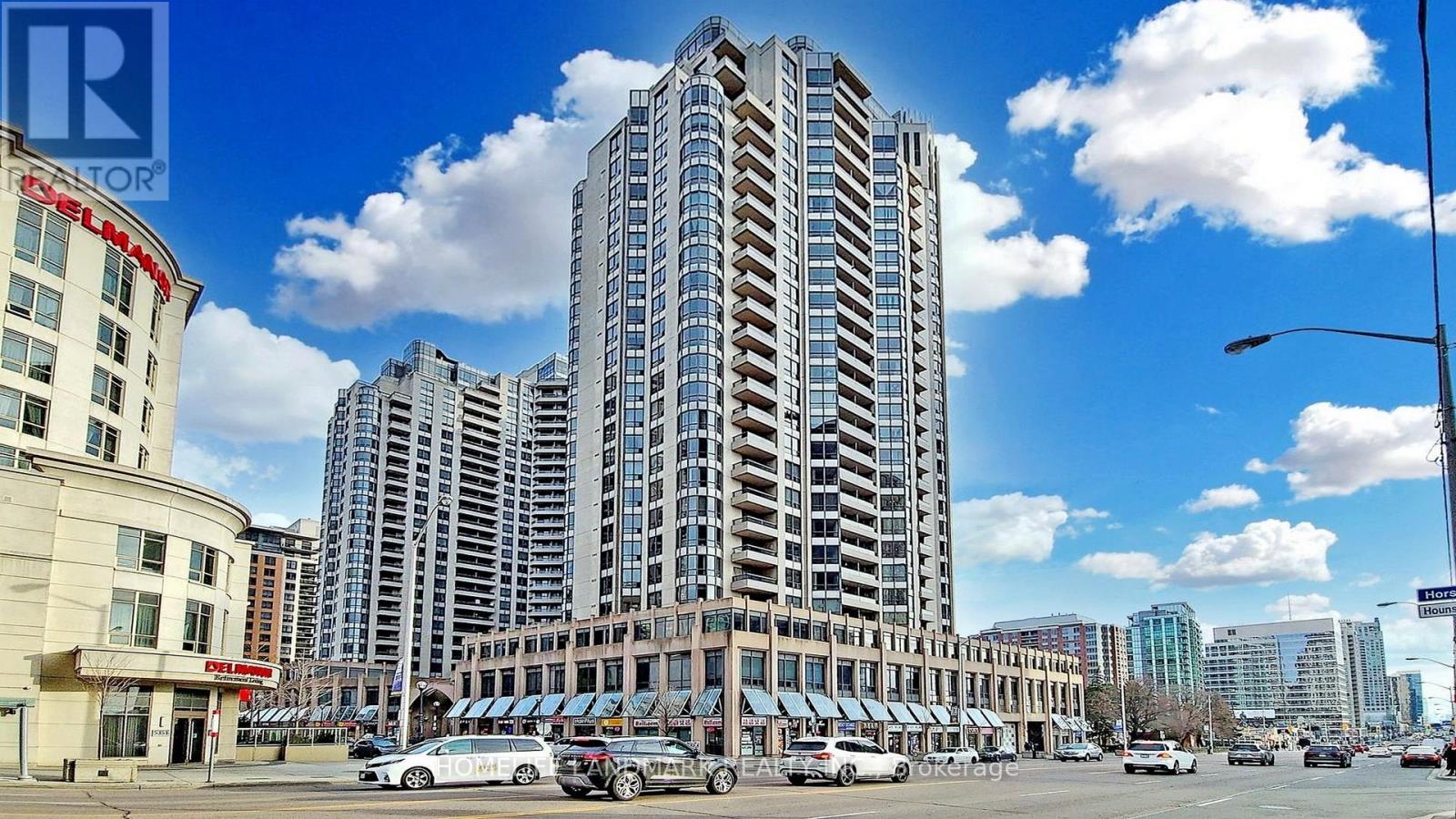 809 5 Northtown Way, Toronto, ON M2N 7A1