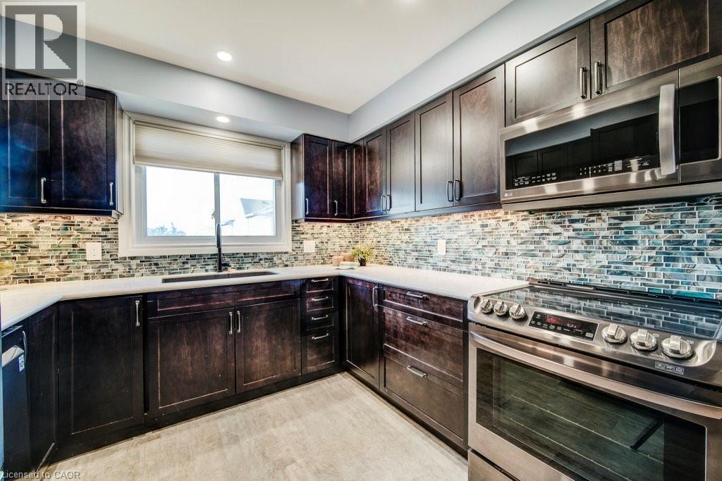 589 Beechwood Drive Unit 29, Waterloo, ON N2T 2K9