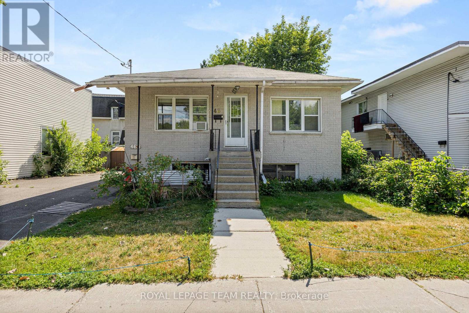 46 Jolliet Ave, Ottawa, ON K1L 5H5