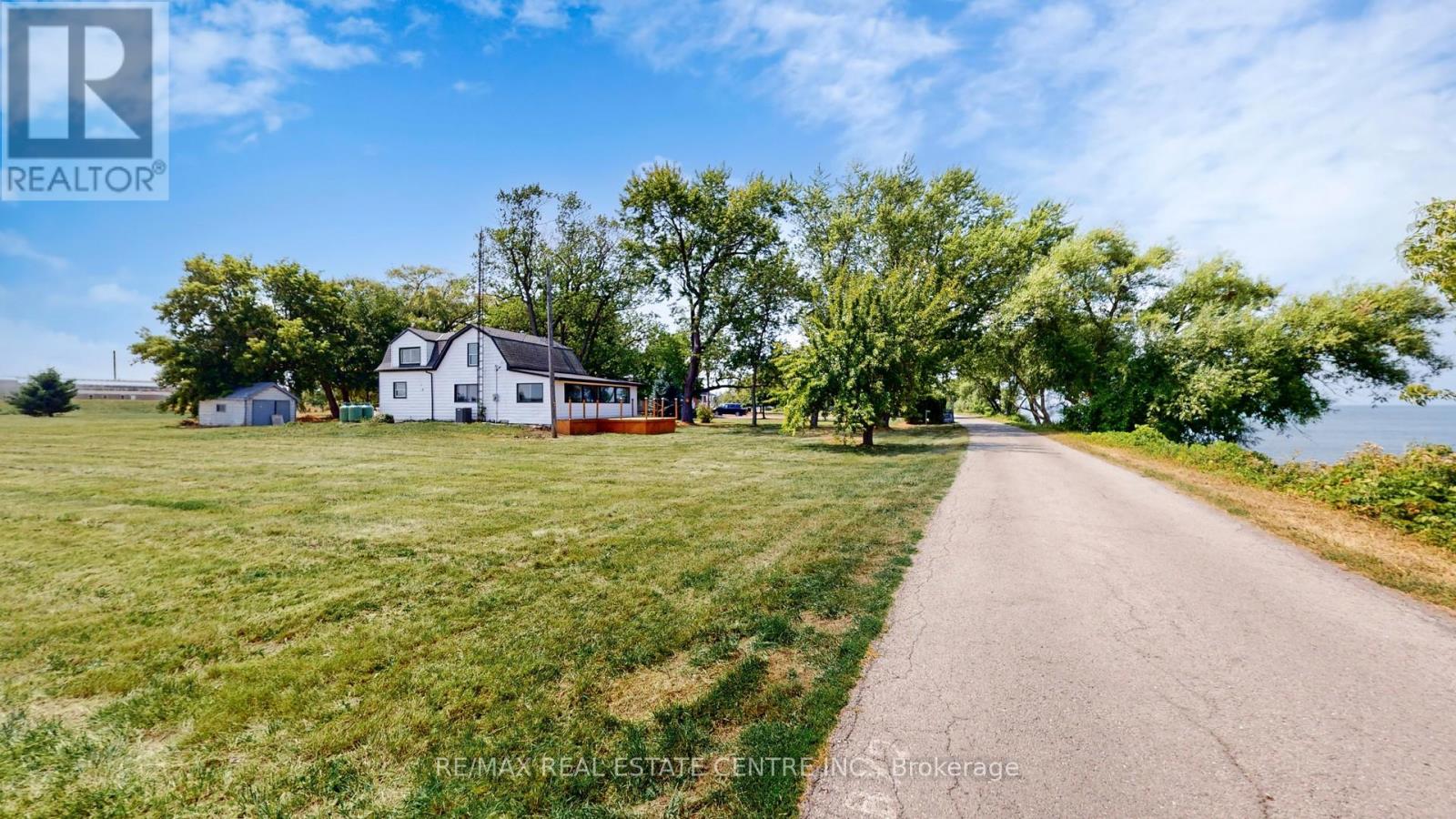 4036 Lakeshore Rd, Lincoln Lincoln Lake, ON L3J 0X3