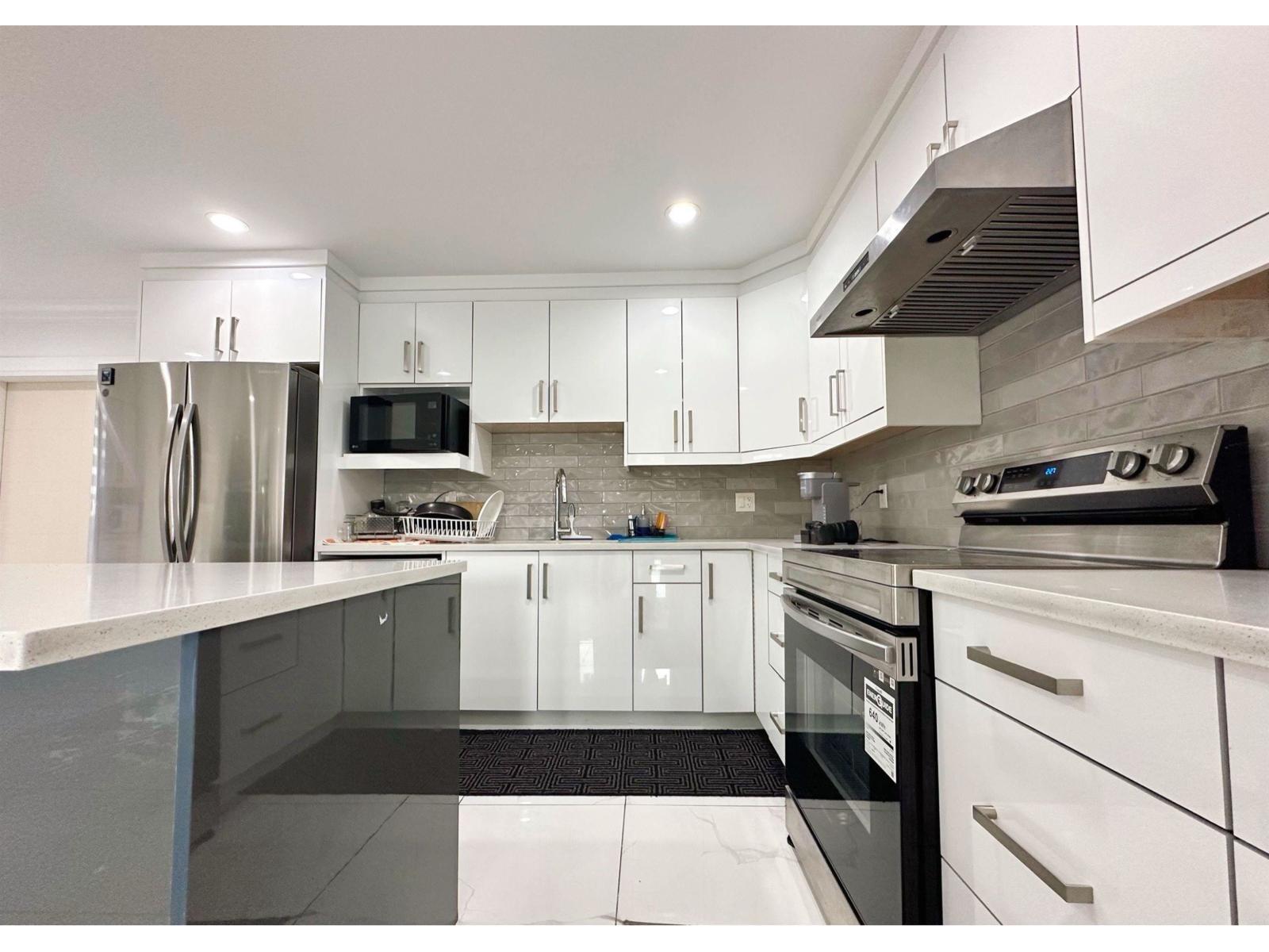 64 Avenue Unit 13017, Surrey, BC V3W 1X8