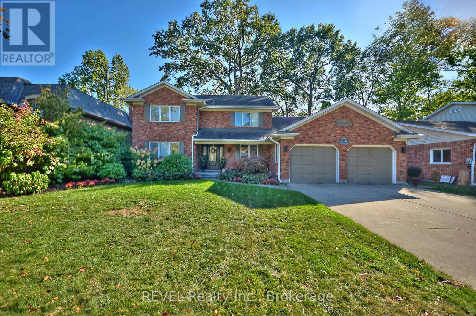 7134 Mount Forest Ln, Niagara Falls, ON L2J 3Z3
