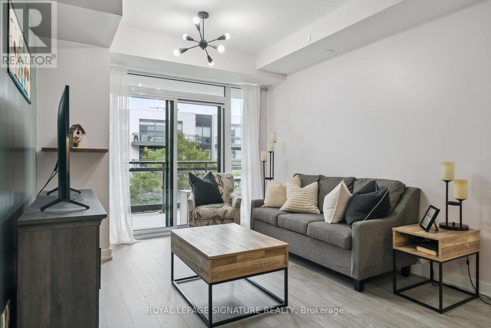 301 Sea Ray Avenue #c305, Innisfil, ON L9S 0L8