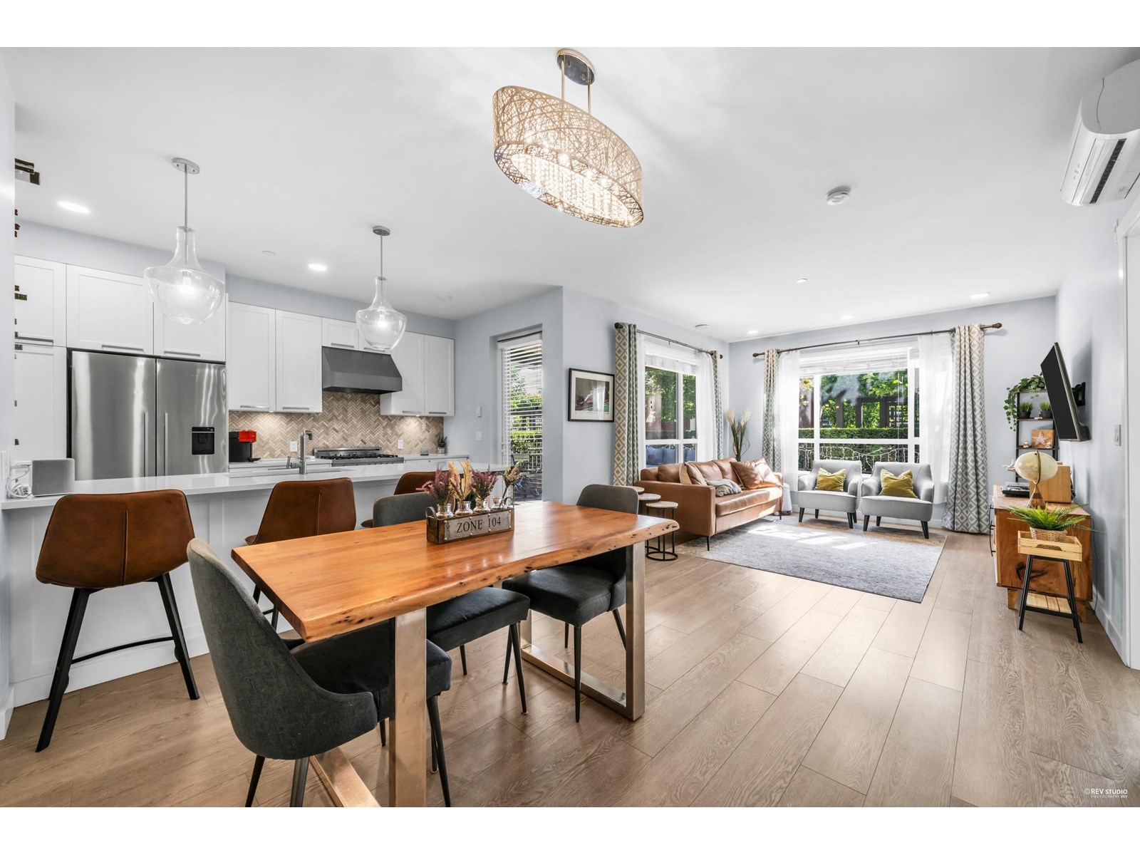 33540 Mayfair Avenue Unit 102, Abbotsford, BC V2S 0J3