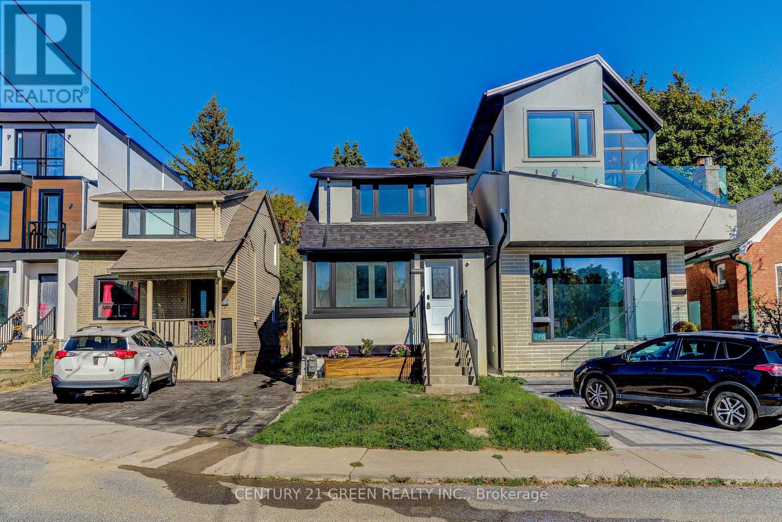 259 Robina Ave, Toronto, ON M6C 3Y9
