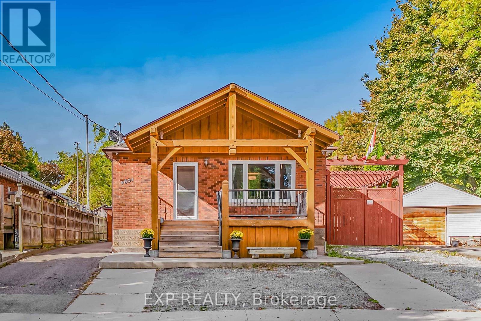 6501 Erwin Cres, Niagara Falls, ON L2G 4Z9