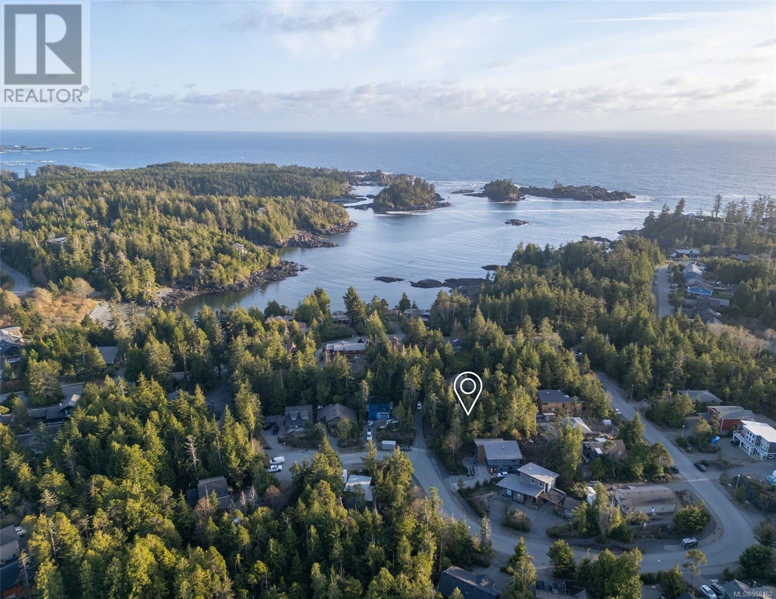 Edwards Place, Ucluelet, BC V0R 3A0