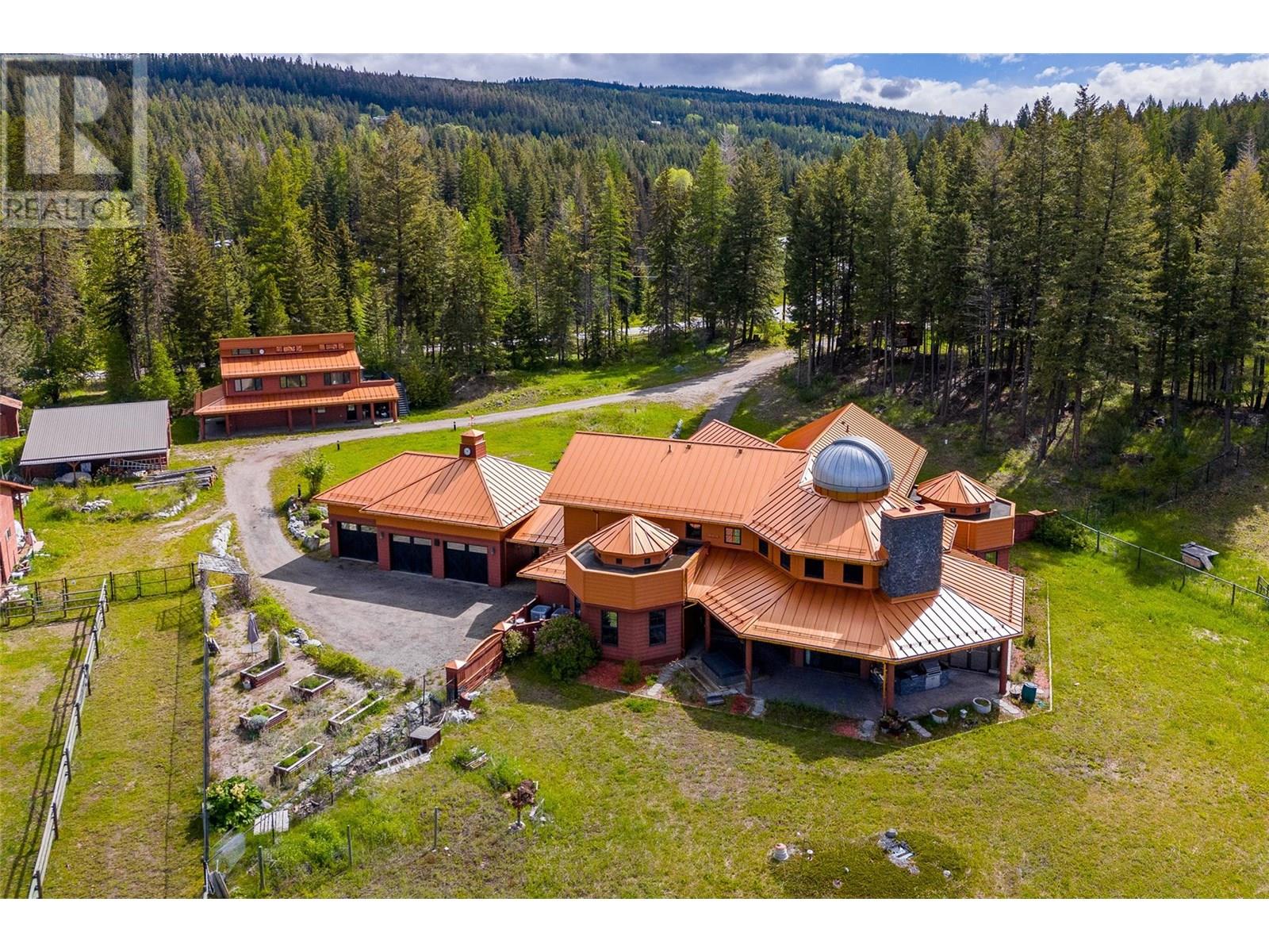 1306 Huckleberry Rd, Kelowna, BC V1P 1M5