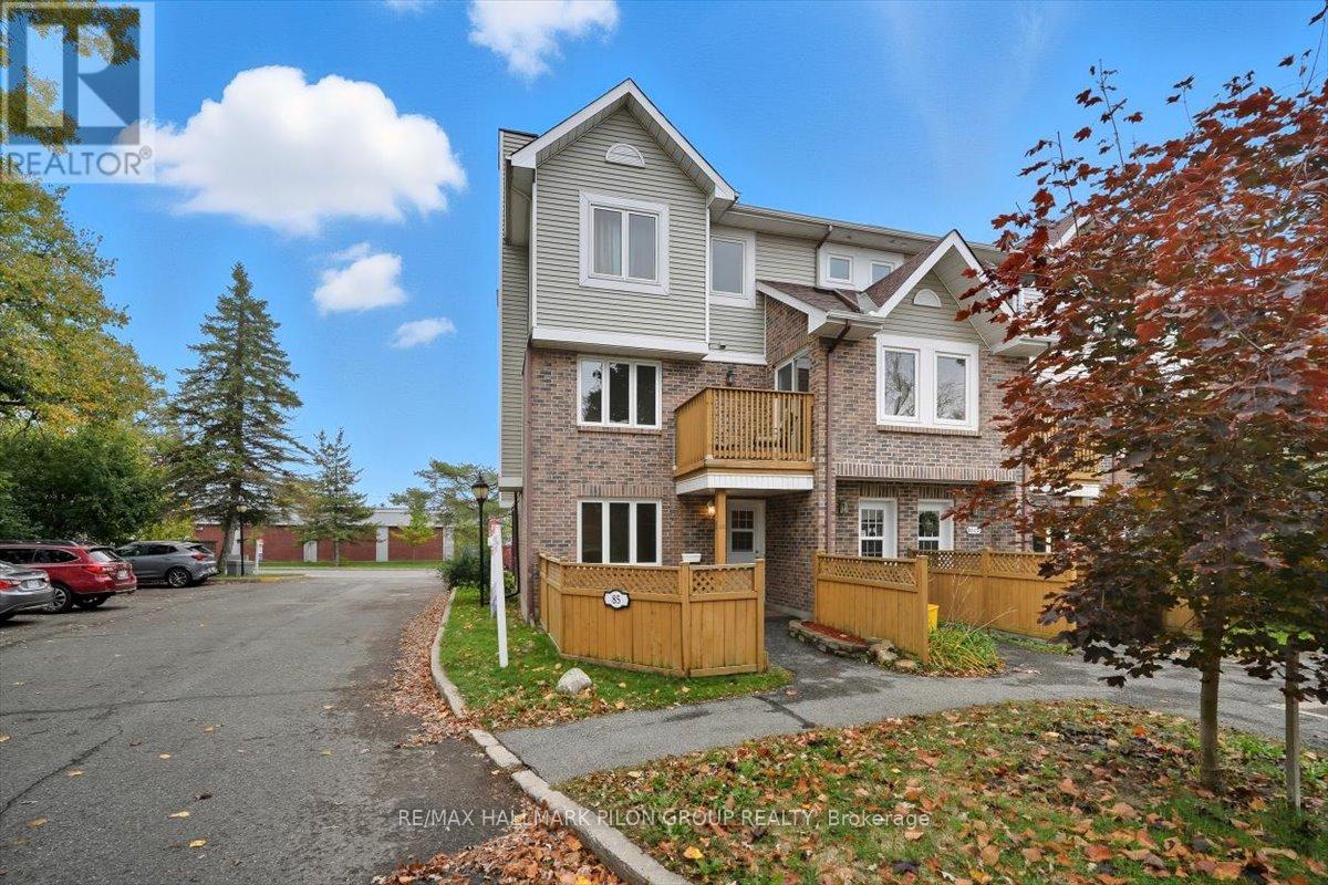 85 Findlay Avenue #a, Carleton Place, ON K7C 4G7
