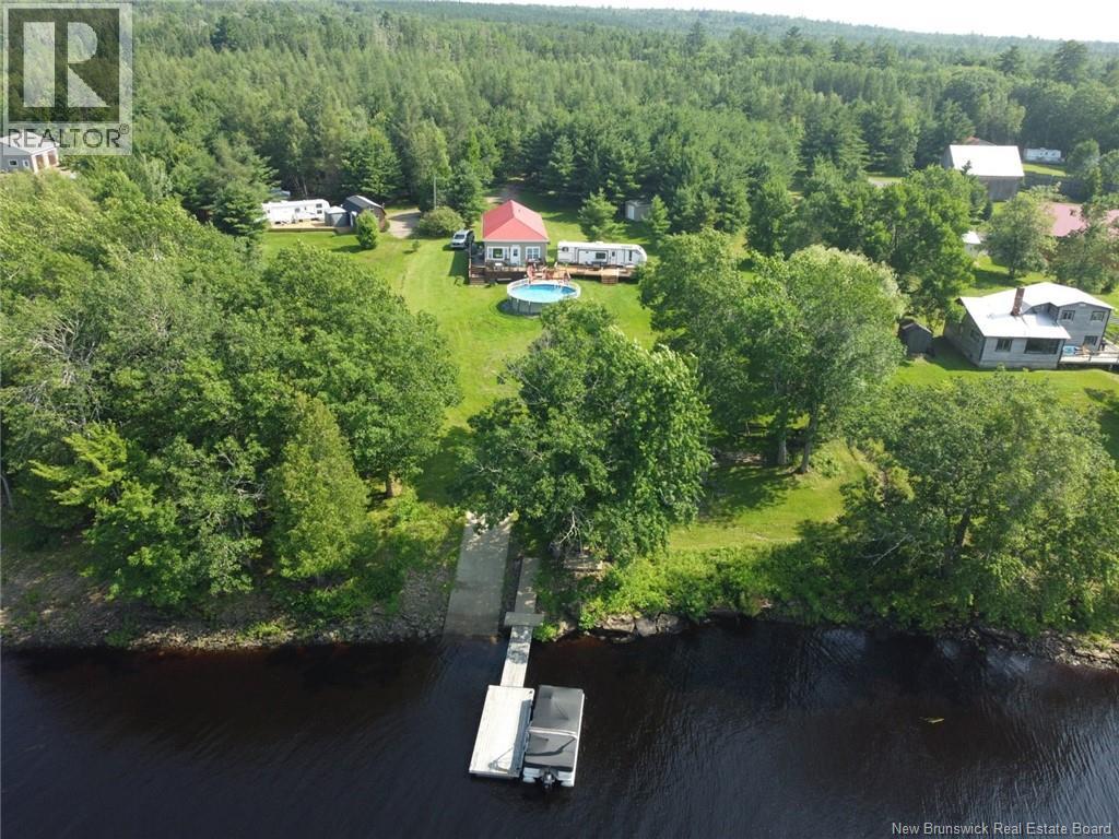 12 Blueberry Ln, Cambridge-narrows, NB E4C 3J2