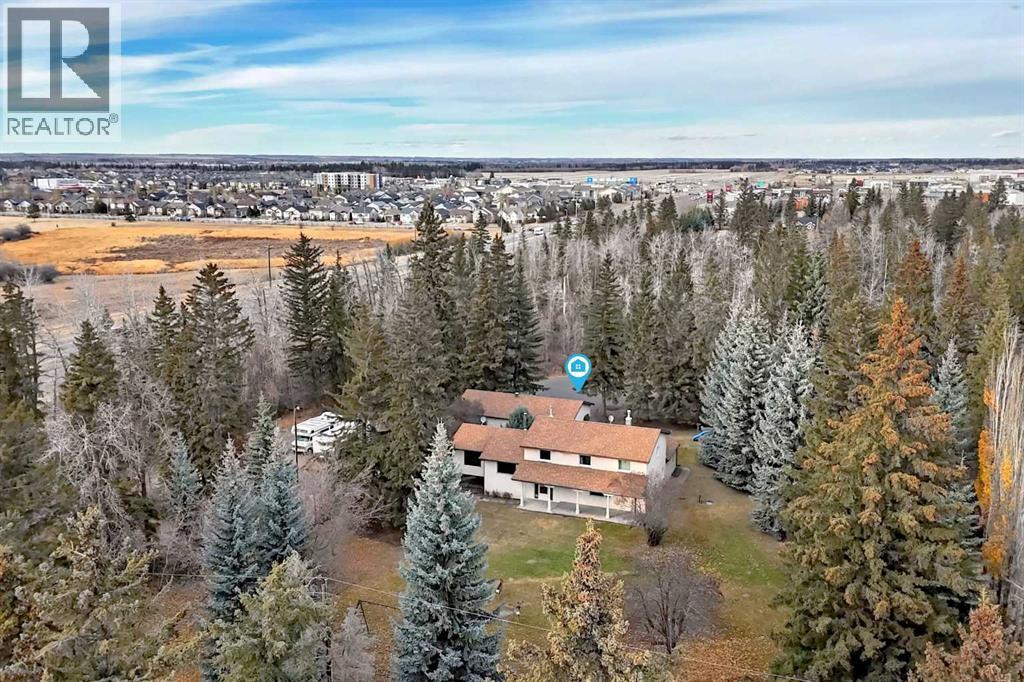 17 College Park Pl, Red Deer, AB T4P 0M7